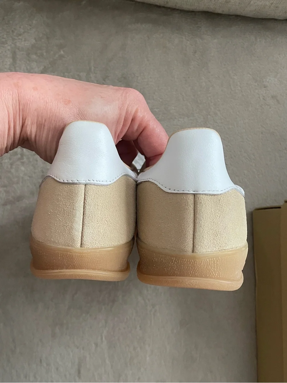 Adidas Gazelle Suede Sneakers - Beige/White Women’s Size 9 NWT - Picture 5 of 11